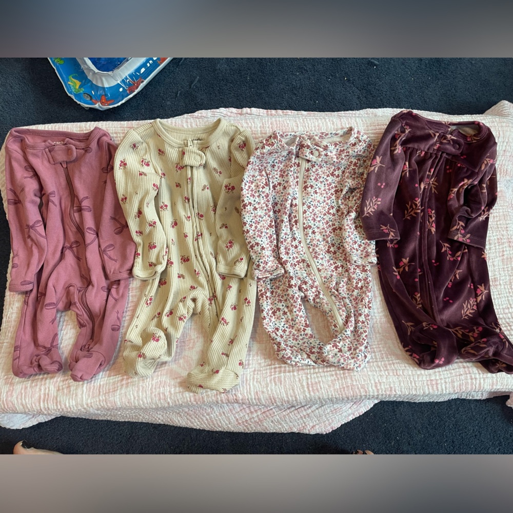 Floral and Solid Baby Onesies Set